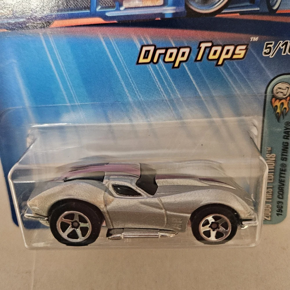 Hot‎ Wheels Corvette Silver Drop Tops 2005